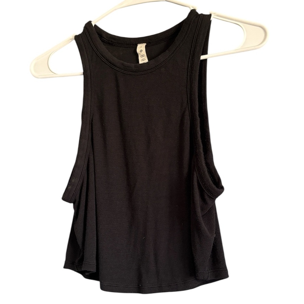 Lululemon Black Sleeveless Crop Top